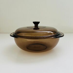 PYREX Amber Glass 1.5 L Round Casserole Baking Dish With Lid